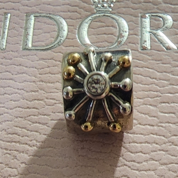 PANDORA  Desert Star 2-Tone Star Burst Charm - Picture 1 of 9